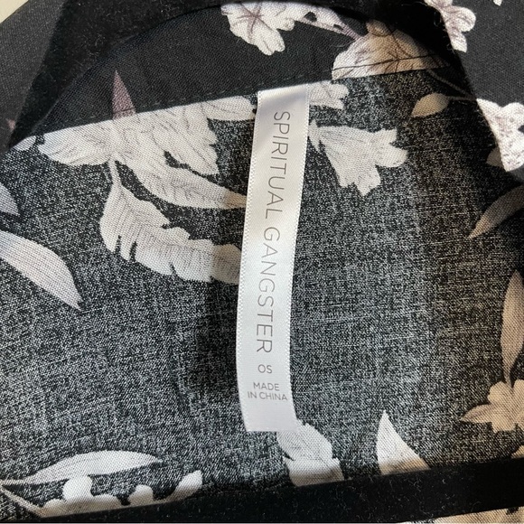 Spiritual Gangster Maya Kimono One Size Black Floral Lounge Get Ready Robe - Picture 2 of 7